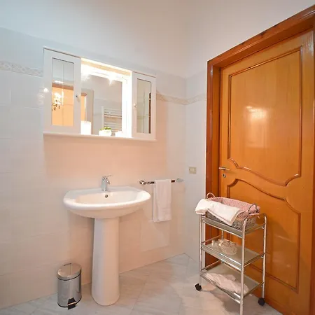 Bed & Breakfast Nonna Ada Lequile